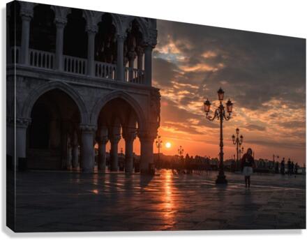 1732 Canvas Print