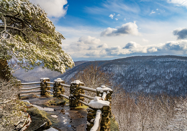 Coopers Rock overlook covered in winter snow near Morgantown Print