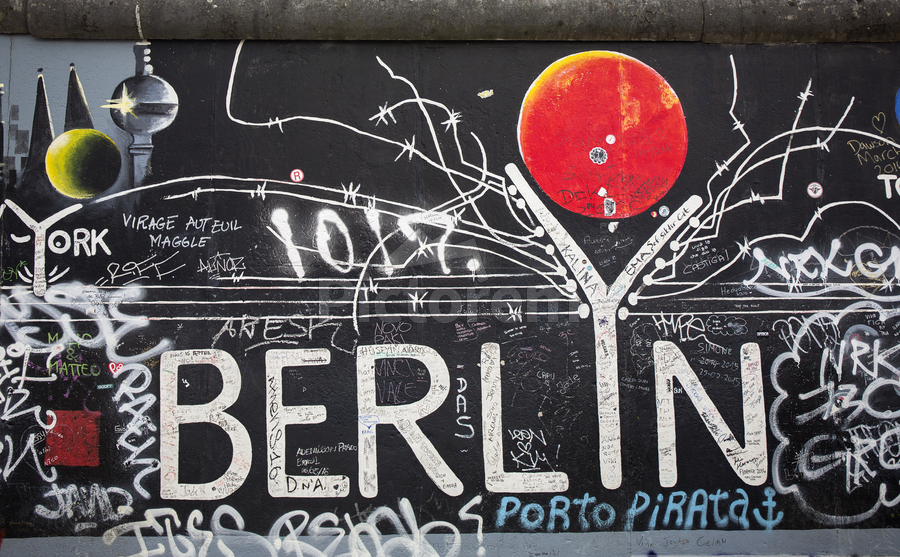 絵画 Berlin File:Berlin, East Side Gallery, 2012-07 CN-02.jpg
