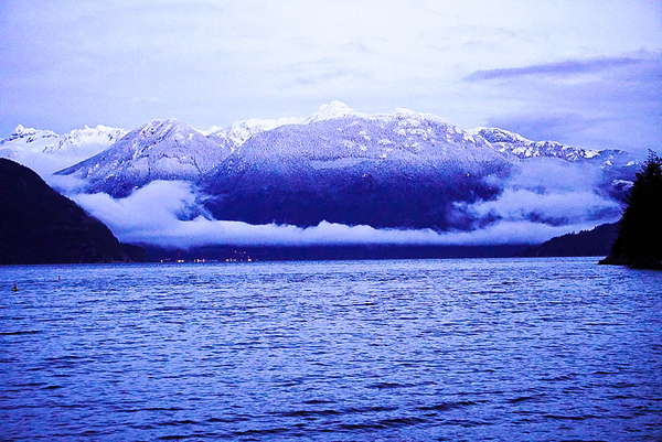Mountain in winter by TP Photography 