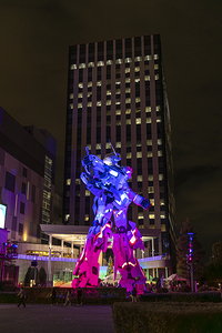 unicorn gundam statue