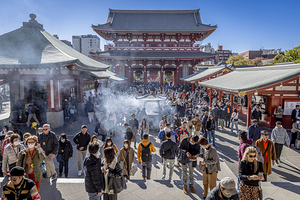 Tourists at senso ji temple in asakusa tokyo