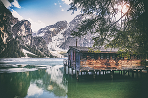 partial freeze braies lake