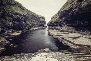 famous natural harbours in Gjogv 