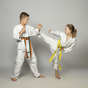 kids practise martial arts