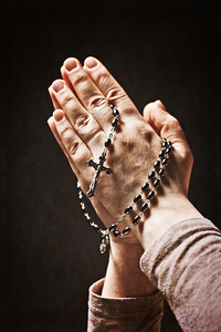 hands and rosary