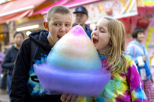 children eat a rainbow cotton candy 