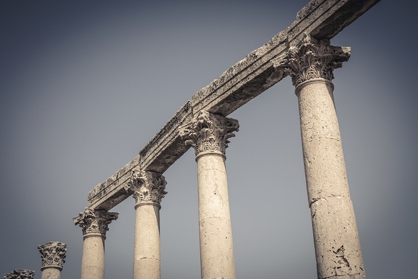 colonnade in the ancient city of Jerash  Print