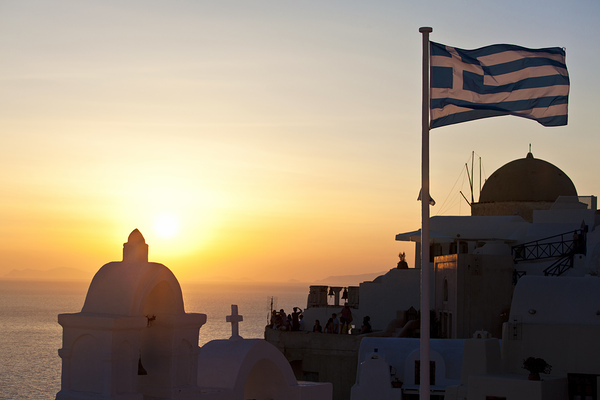 greek flag in santorini