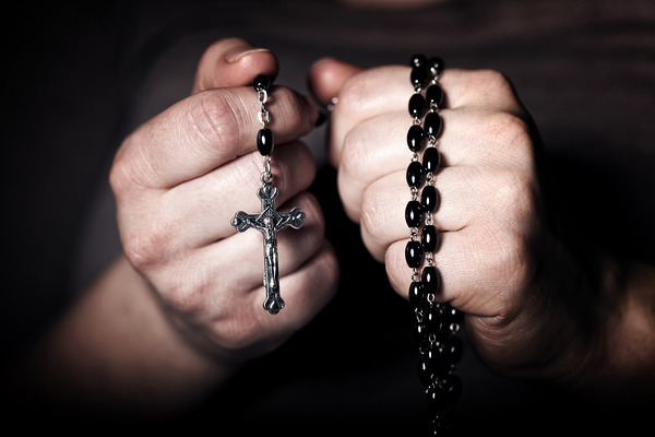 hands and rosary