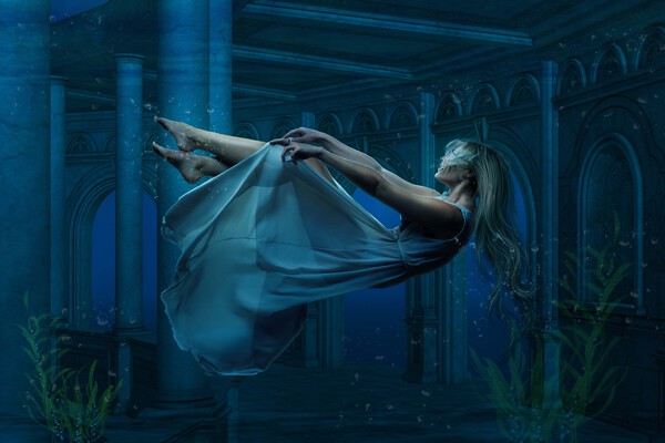 under water 2 by Vibrant Canvases