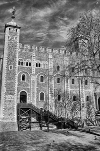 The white tower at the Tower of London
