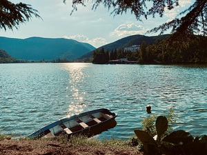 Glittering Piediluco lake