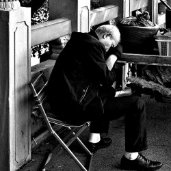 Asian Noir : Asleep on the Street
