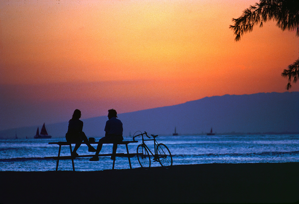 Sharing the Sunset Hawaii Print