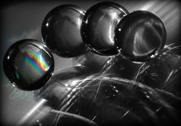 spheres4 by Sylvie Leandre