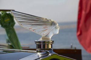 Rene Lalique Victoire Hood Ornament