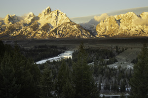 DSC 0153 1 sunrise dodged the line 20x30 sat