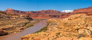 Colorado river in wild Southern Utah landscape