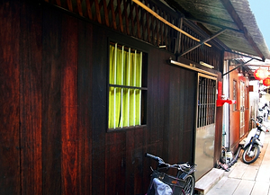 Malaysia-CI - Old Building along the Street  04