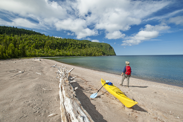 Lake Superior Shoreline by Dave Reede Photohgraphy