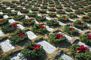Wreaths on Veteran Graves