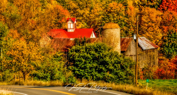 Enfield Farm 2004 by Joseph Scaglione III