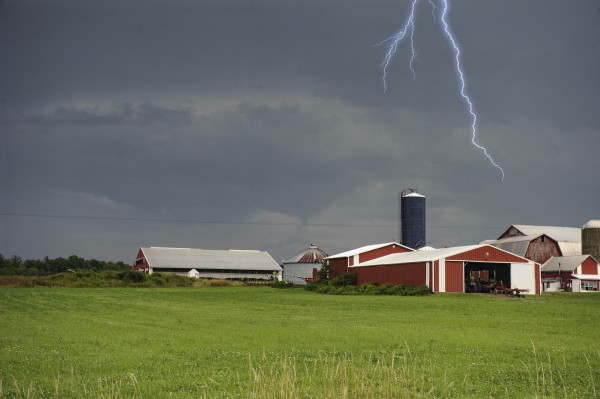 Thunder Barn Print
