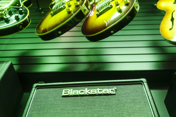 Amp and guitars by NavPa