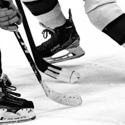 Hockey skaters at faceoff 