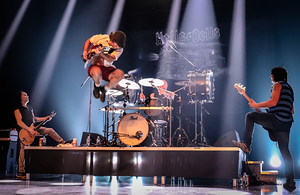Hells Bells AC DC Experience Quebec 10.11.23-1