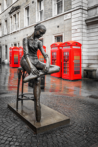 Ballerina statue in Covent Garden London