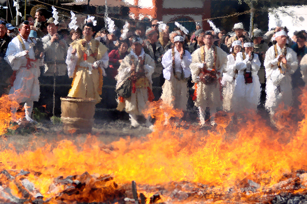 Fire walking festival in Japan Print