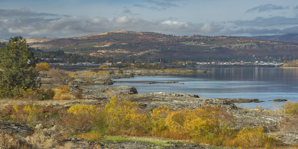 Columbia River Fall colors by Louis Ruth Photography