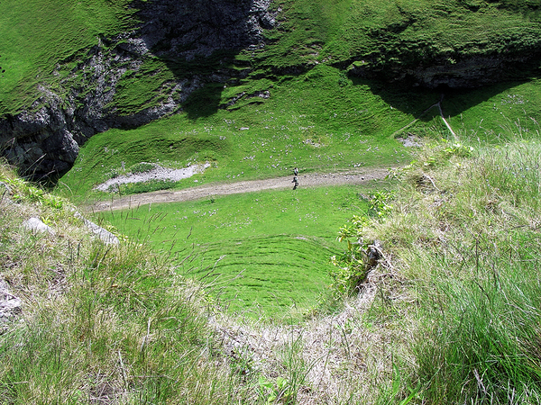 Cave Dale Castleton by Ross Sharp
