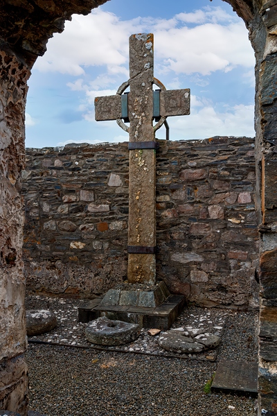 Colmcille s Cross. by Eric Franks
