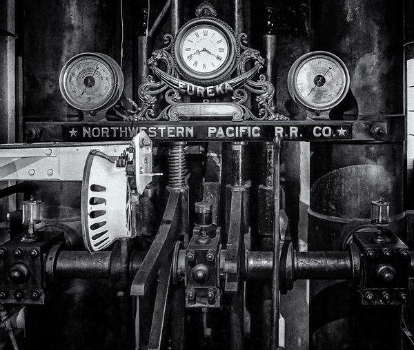 Eurekas Engine Controls by Eric Franks