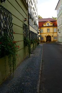 Cobble stone walkway in Prague DSC01578