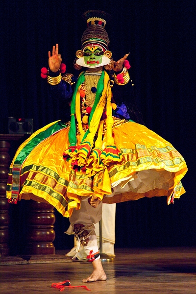 Kathakali dance. Bhava Bhavanam Festival. September 2009. Chenna by Dmitry Rukhlenko