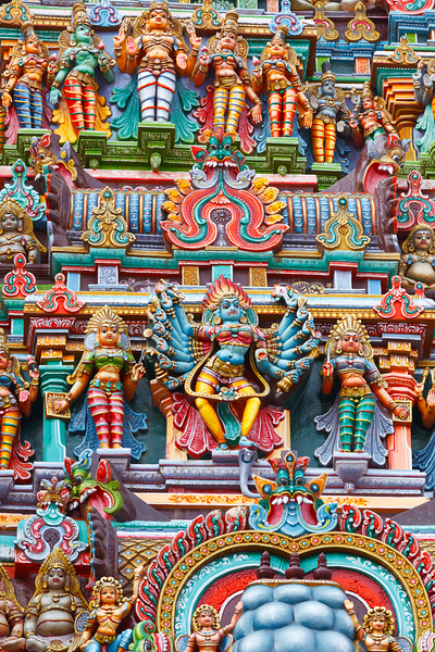 Sculptures on Hindu temple tower by Dmitry Rukhlenko