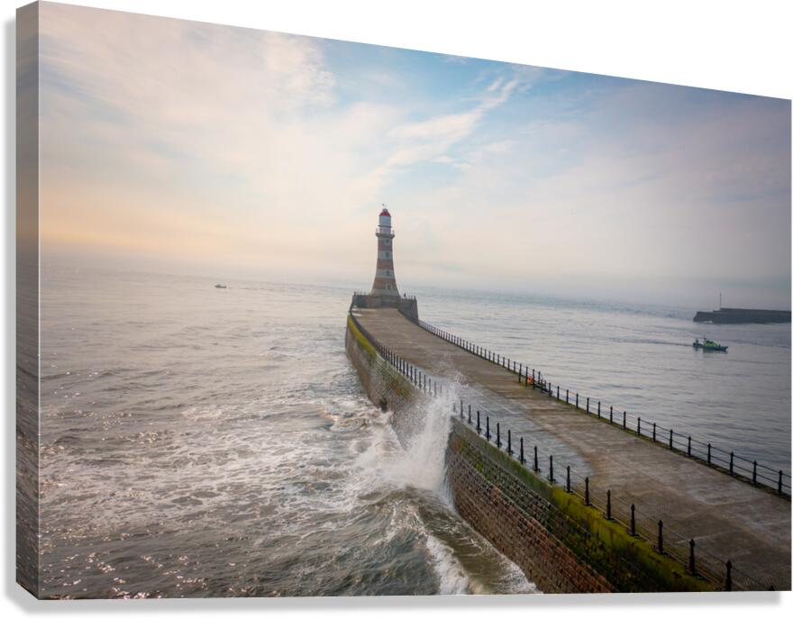 Roker Lighthouse 2 Canvas Print