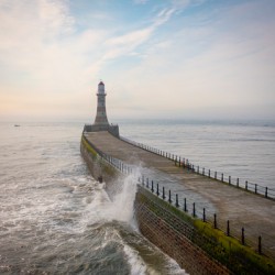Roker Lighthouse 2