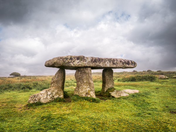 Lanyon Quoit Cornwall by Travelling Light