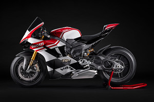 Ducati Panigale V4 Tricolore