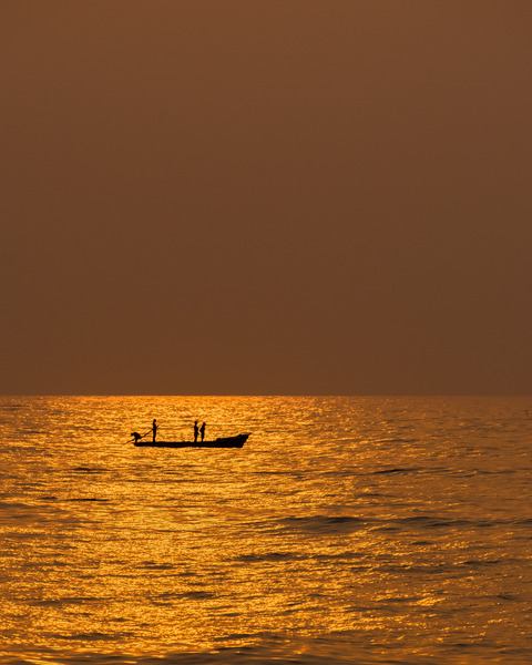 The Sun Melting into the oceans embrace | Silhouette | Sunrise  Print