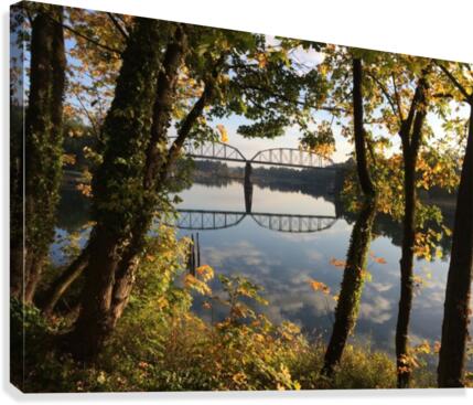  Willamette River Canvas Print