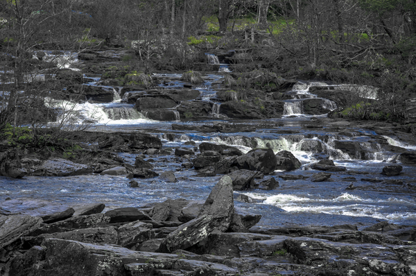 Dancing on the rocks Print