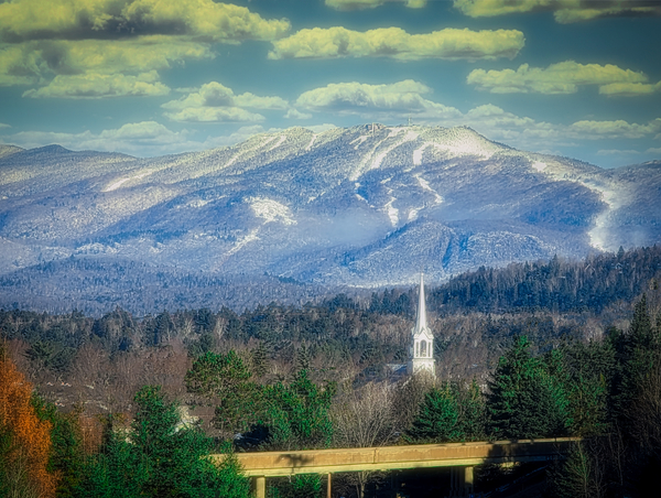 Mont Tremblant Mountain by Gavin Graham