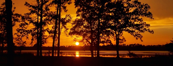 Lakeside Sunset by Missouri Micky