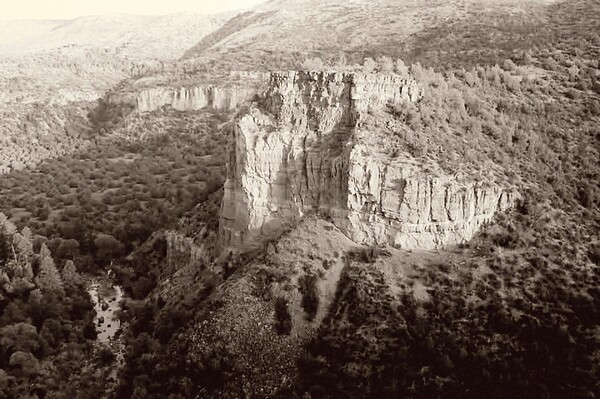Arizona black and white by Missouri Micky